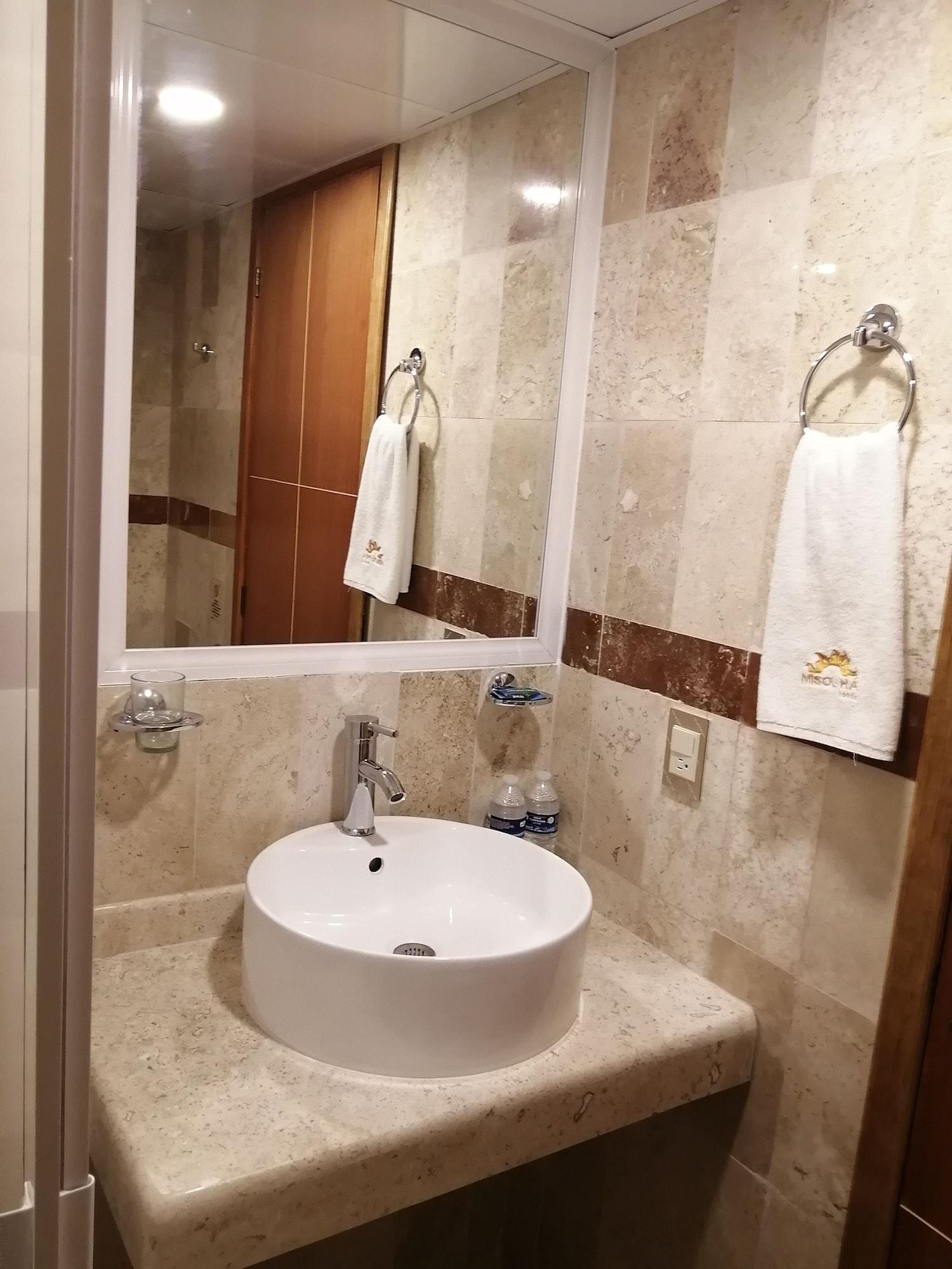 Misol-Ha Hotel Мерида Екстериор снимка